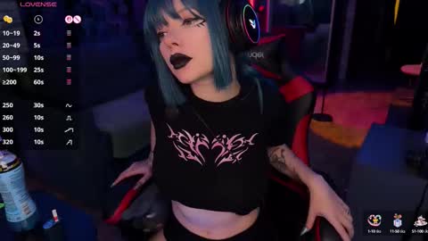 Amelia Aley  online show from 09.14.25