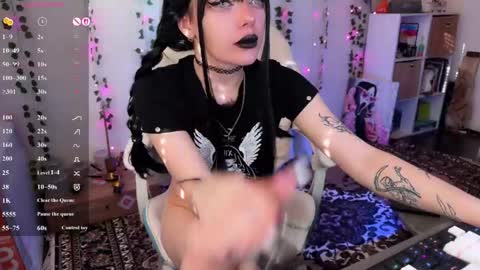 Amelia Aley  online show from 06.03.26
