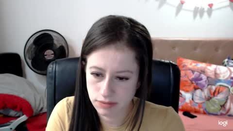 Snapshot of amelia_bella chatting on 04.16.26 amelia online show from 04.16.26