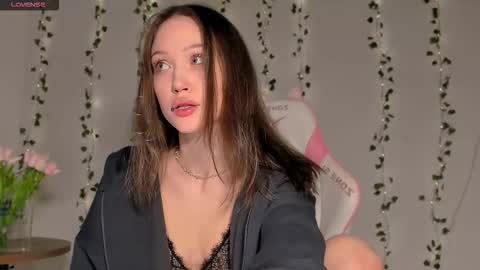 Your Amelia online show from 12.04.25