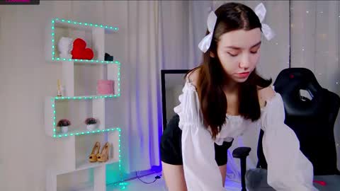 Anna online show from 03.10.25