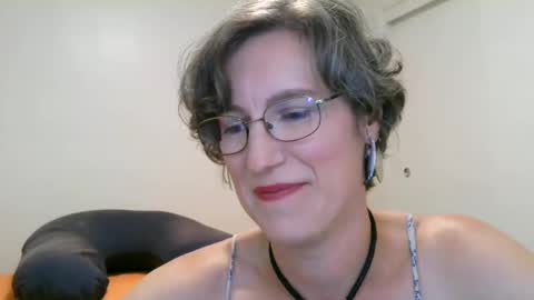Ameliaishka online show from 09.18.25