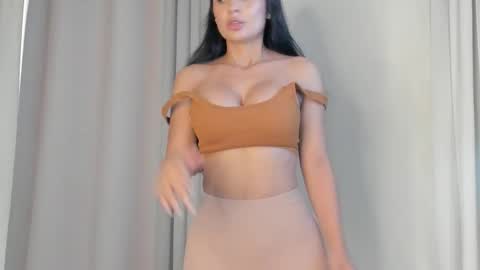 Snapshot of ameliajones_1 chatting on 11.10.25 Ameliajones online show from 11.10.25