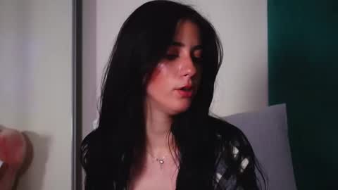 Snapshot of ameliajuney chatting on 06.13.26 AmeliaJune online show from 06.13.26