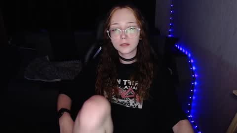 Snapshot of ameliakamishiro chatting on 10.10.25 Amelia online show from 10.10.25