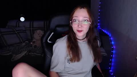 Snapshot of ameliakamishiro chatting on 10.15.25 Amelia online show from 10.15.25