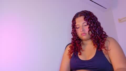 Snapshot of amelialaurent_ chatting on 06.17.26 amelialaurent_ online show from 06.17.26