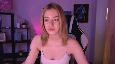 Snapshot of ameliarosaline chatting on 06.16.26 ameliarosaline online show from 06.16.26
