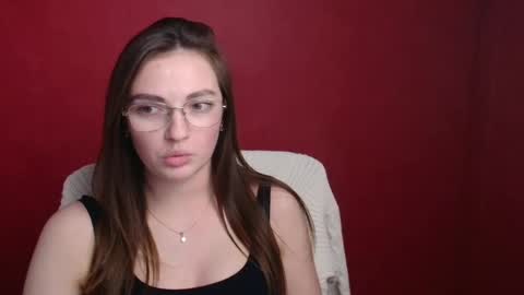 Snapshot of amelie_jackson_ chatting on 12.20.24 Amelie online show from 12.20.24