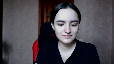 Snapshot of ameliebanshee chatting on 10.27.25 ameliebanshee online show from 10.27.25