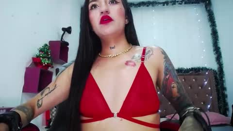 AMELIEROUS .. see you tomorrow  kisses online show from 12.31.24