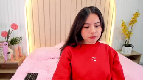 Snapshot of ameliiaa_smith chatting on 01.07.25 Amelia online show from 01.07.25