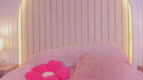 Snapshot of ameliiaa_smith chatting on 10.02.25 Amelia online show from 10.02.25