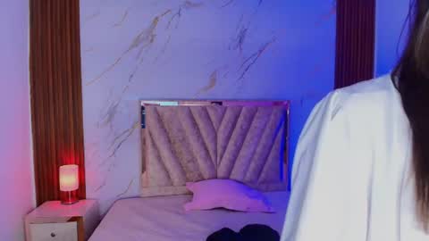 Snapshot of ameliie_saenz chatting on 07.10.26 Ameli online show from 07.10.26