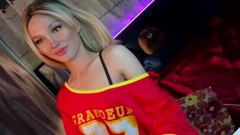 amelinckx online show from 02.04.25