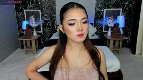 Claire online show from 09.16.25