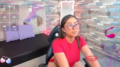 Snapshot of amhira_tay chatting on 06.18.26 amhira_tay online show from 06.18.26