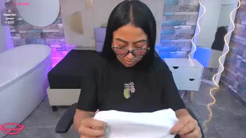 Snapshot of amhira_tay chatting on 07.07.26 amhira_tay online show from 07.07.26