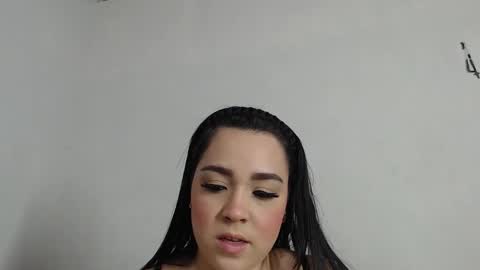 Snapshot of ami_rosee chatting on 12.21.24 ami_rosee online show from 12.21.24