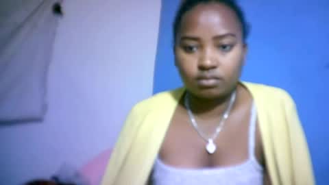 Snapshot of amielle_01 chatting on 07.28.26 amielle_01 online show from 07.28.26