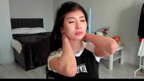 Amina online show from 01.13.26