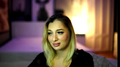 Snapshot of amira_velvet chatting on 06.02.26 Mira online show from 06.02.26