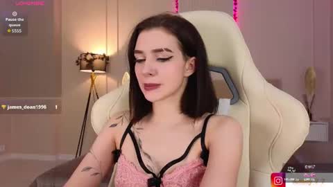 Snapshot of ammy_77 chatting on 06.26.26 Ammy online show from 06.26.26