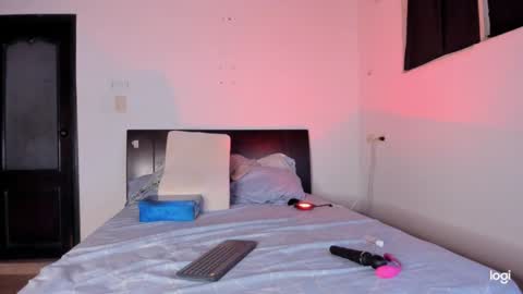 Snapshot of ammy_morgan_ chatting on 12.21.24 ammy online show from 12.21.24