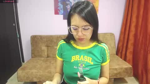 Snapshot of ammy_smith1 chatting on 06.25.26 Ammy online show from 06.25.26