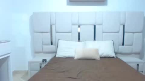 Snapshot of ammy_velez chatting on 02.23.25 ammy_velez online show from 02.23.25