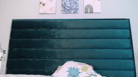 AmmyPike online show from 10.05.25