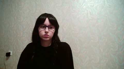 Amomira honeyx online show from 04.19.26