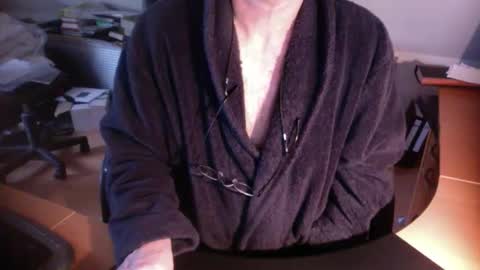 Amor2200 online show from 12.29.24