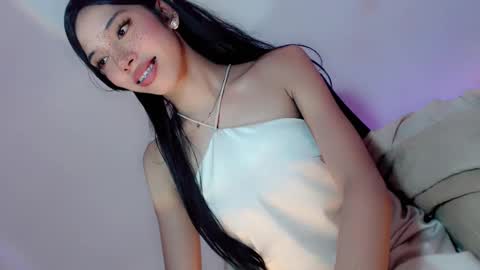 Belle Tylor online show from 12.27.24