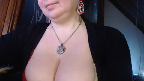 amorelara online show from 02.11.25