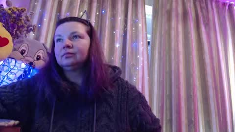 Snapshot of amorelara chatting on 04.14.26 amorelara online show from 04.14.26