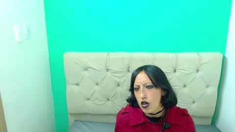 Snapshot of amoremerchmar chatting on 06.14.26 amoremerchmar online show from 06.14.26