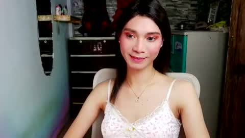 Snapshot of amorous_tina chatting on 07.18.26 Tina online show from 07.18.26