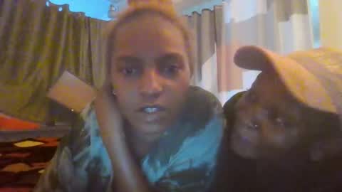 Snapshot of amorr_love chatting on 03.17.26 Dorothy online show from 03.17.26