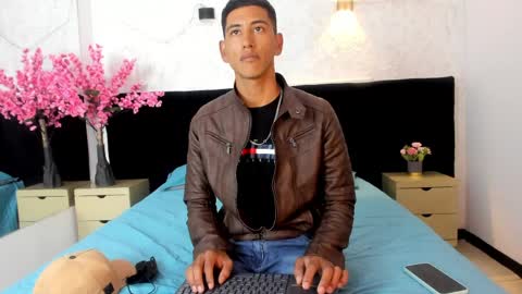 Carlos  online show from 04.11.26