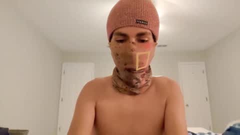 Snapshot of amoscuida chatting on 03.23.26 amos online show from 03.23.26