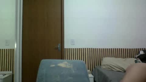 Snapshot of amputeeluna chatting on 04.29.26 amputeeluna online show from 04.29.26