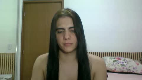 Snapshot of amputeeluna chatting on 05.14.26 amputeeluna online show from 05.14.26