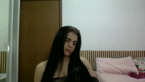 Snapshot of amputeeluna chatting on 05.15.26 amputeeluna online show from 05.15.26
