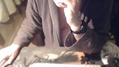 amslave4f online show from 11.05.25