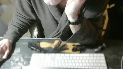 Snapshot of amslave4f chatting on 04.21.26 amslave4f online show from 04.21.26