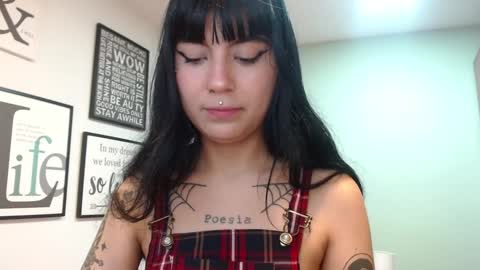 Amy 3 online show from 12.21.24