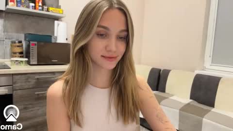 Snapshot of amy_chill chatting on 12.12.24 Amy Chill online show from 12.12.24