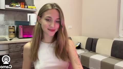 Snapshot of amy_chill chatting on 12.23.24 Amy Chill online show from 12.23.24