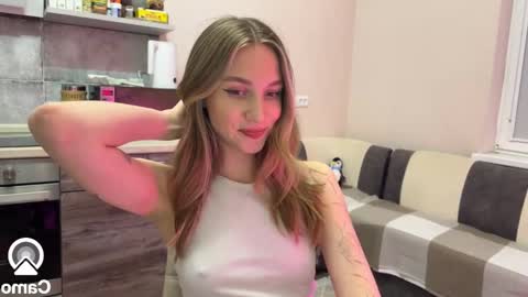 Snapshot of amy_chill chatting on 12.28.24 Amy Chill online show from 12.28.24